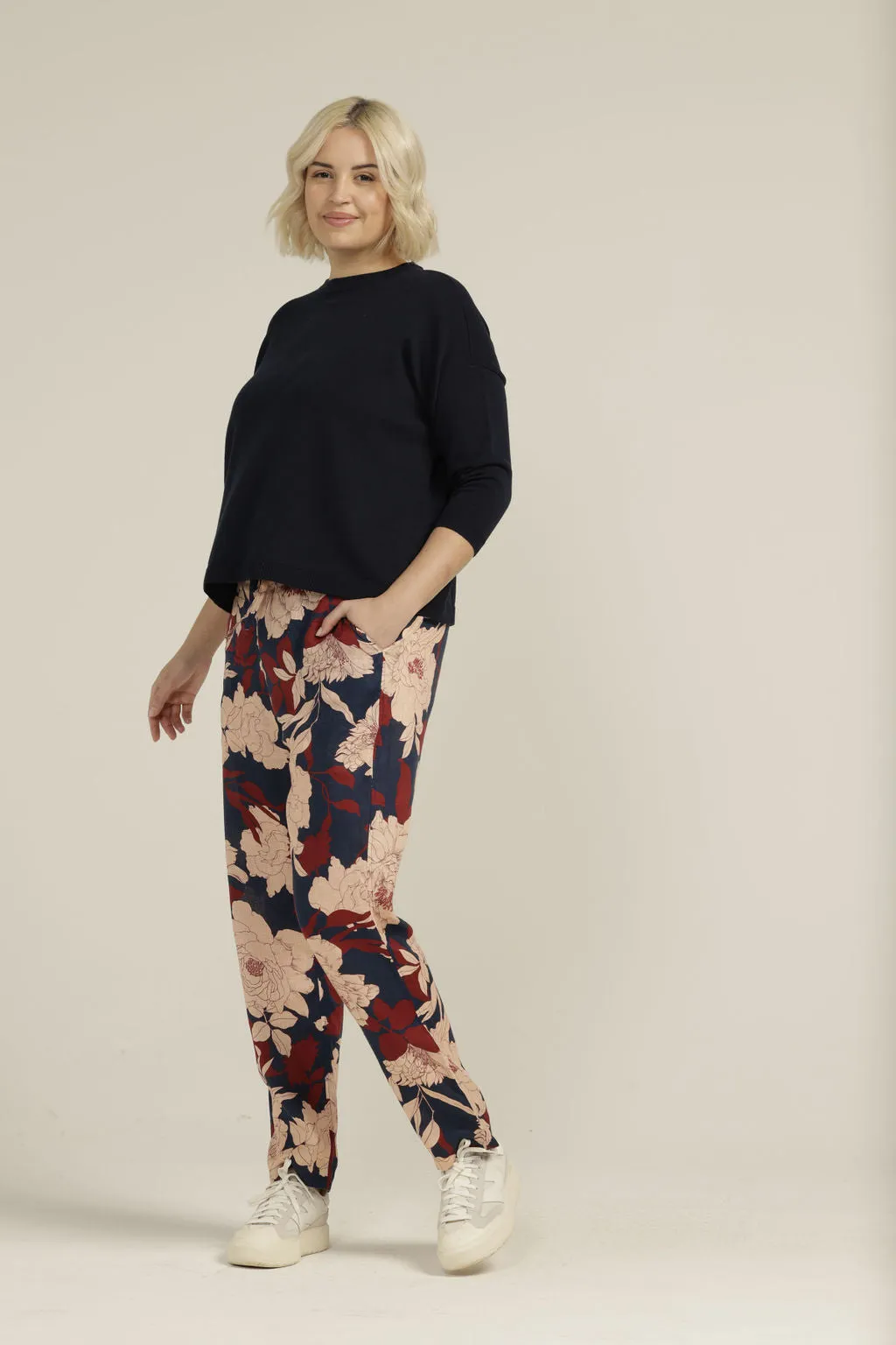 Linen Floral Straight Leg Pant Camillia