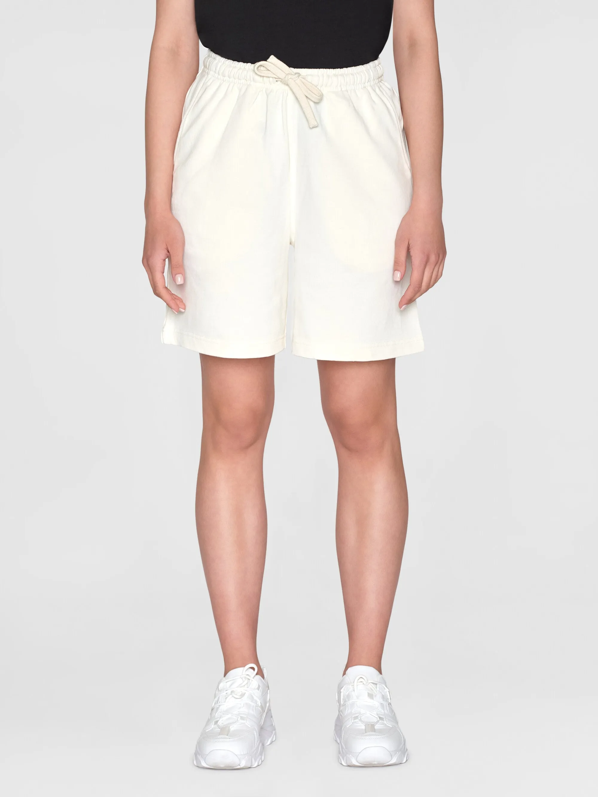 Loose fit high-waisted sweat shorts - GOTS/Vegan - Egret